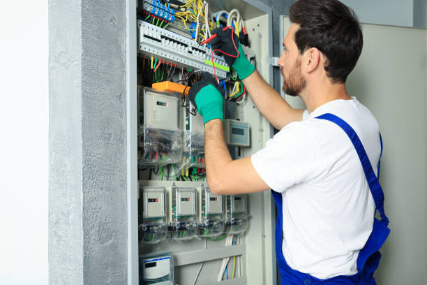 Best Emergency Electrician Near Me  in Camanche, IA